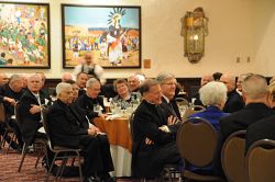 Celebran la Instalación del Arzobispo Wester con una cena 