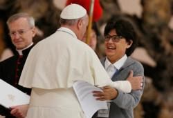 Pope tells women religious Vatican will study women deacons