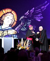 Vayan más allá de su nivel de confort, el mensaje ofrecido durante la Bishops Dinner