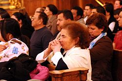 Líderes religiosos se reunen en un servicio de oración por los inmigrantes en Utah