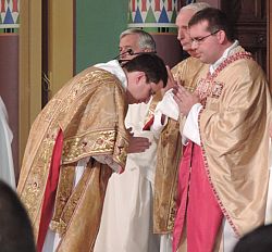 Father Gray gives thanks for his ordination