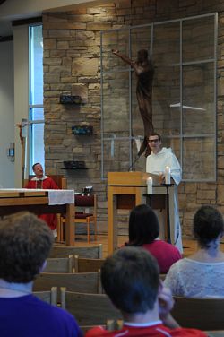 'Share your faith,' Dominican novice urges Saint Catherine of Siena Newman Center parishioners