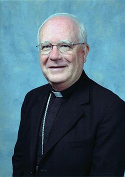 Archbishop Niederauer recalled as warm, humorous man of the Church