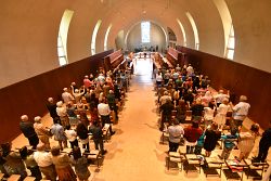 Celebran última Misa dominical en el Monasterio de  Huntsville