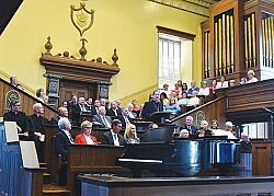 Bishop Solis provides keynote address at tribute to historic Mass in tabernacle