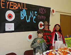 St. Olaf students offer Halloween fun for a good cause