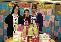 Lending library brings students, mentors together