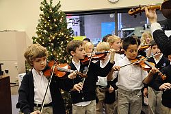 Advent service projects bring meaning of Christmas to students