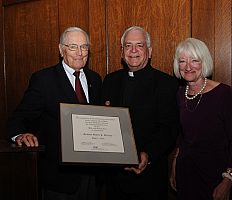 Haven J. Barlow receives Madeleine Festival Award