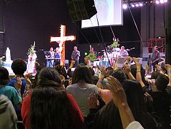 Hundreds rejoice in the Lord
