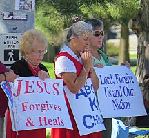 Praying for life in Draper