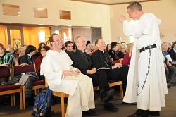 Pope's symbolic actions reflect real change, speaker says