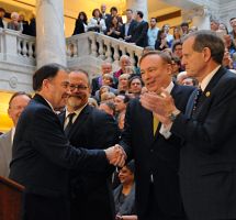 2015 legislative session ends with anti-discrimination bill passing, Healthy Utah on hold for special session