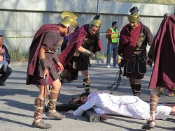 Representar a Jesús lo hizo renacer