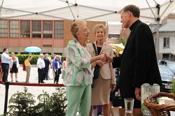 Archbishop Wester lauded as 'gracious,' 'a great friend'