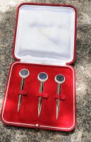 El Arzobispo Wester recibe clavos para su Palio