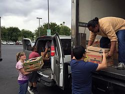 Students do mission work with acts of love