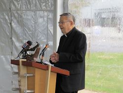 Hospital groundbreaking ceremony in Sandy comes full circle with Blessed Sacrament Parish pastors