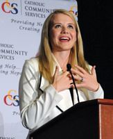 Elizabeth Smart recuerda que  la cena en el comedor de St. Vincent de Paul 'fue una bendición'  