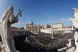 Proclaim Christ the king of mercy, Pope Francis says at end of Holy Year