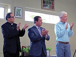 El comedor de St. Vincent de Paul de CCS celebra  50 aos