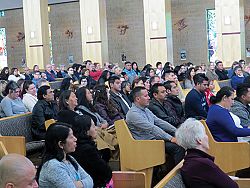 El Obispo Solis en el retiro de RICA: 'no se avergüencen de tener a Cristo en sus corazones'