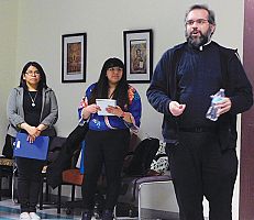 Velada de oración por la inmigración se celebra en la Catedral de la Magdalena