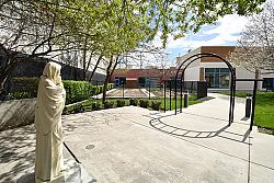 Se busca santuario religiosos para el jardín de CCS