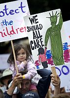 Hundreds of calls come in at USCCB HQ seeking to foster detained kids
