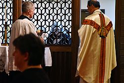 Bishop Solis celebrates Mass for Carmelite feast day