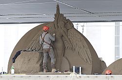 From beach to basilica: 'Sand Nativity' brings unique style to Vatican