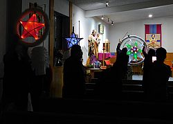 Traditional Filipino Christmas novena under way