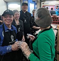 Personal diocesano sirve a los más necesitados