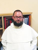 Sacerdotes de St. Catherine of Siena Newman Center, se despiden