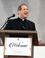 DDD agradece a donantes durante una recepción de agradecimiento