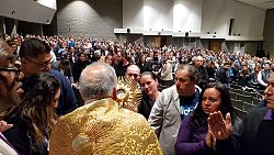 Thousands gather at Lenten Charismatic Encounter