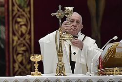 El Papa pide 'contagio' de la esperanza de Pascua, paz, cuidado de los pobres