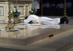 Bishop Solis ordains Fr. Dominic Sternhagen