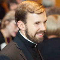 Nuevas asignaciones como administradores ó párrocos/Las asignaciones toman efecto el 3 de agosto: Padre  Dominic Sternhagen