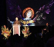 Invitado de la Cena del Obispo seala que la arquitectura de la Catedral es un testimonio de identidad Cristiana