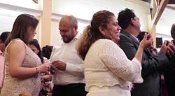 97 parejas renuevan sus votos matrimoniales en la parroquia de Nuestra Seora de Guadalupe 
