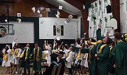 FELICIDADES Clase del 2025 Preparatoria Católica de Saint Joseph