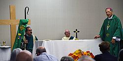 El diácono Greg Kandra guía el retiro para diáconos diocesanos
