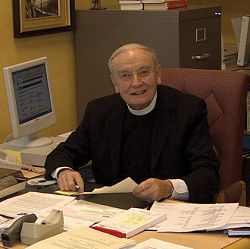 Celebrando medio siglo de servicio a la comunidad