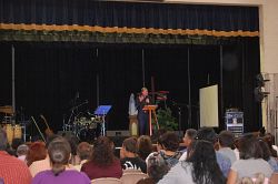 Centenas de familias se reunen a refrescar sus vidas junto a Jesús