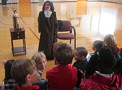 At St. Vincent de Paul, nun discusses the Carmelite way