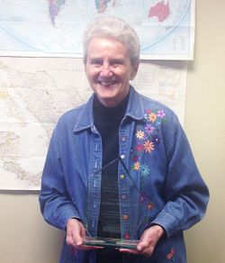 Holy Cross attorney honored by Prelaw Club