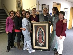 Ministerio de la prisión hace entrega de imágen guadalupana