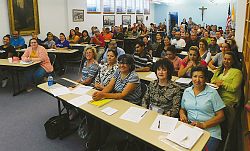 Personas de toda la Diócesis, se reúnen para capacitación del Ambiente Seguro