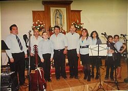Coros de parroquia trabajando para el Seor
